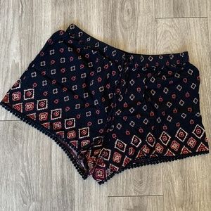 Hollister patterned/navy lightweight shorts